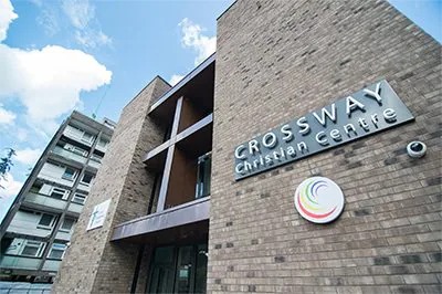 Crossway基督教中心用来利国际w66将人们聚集在一起